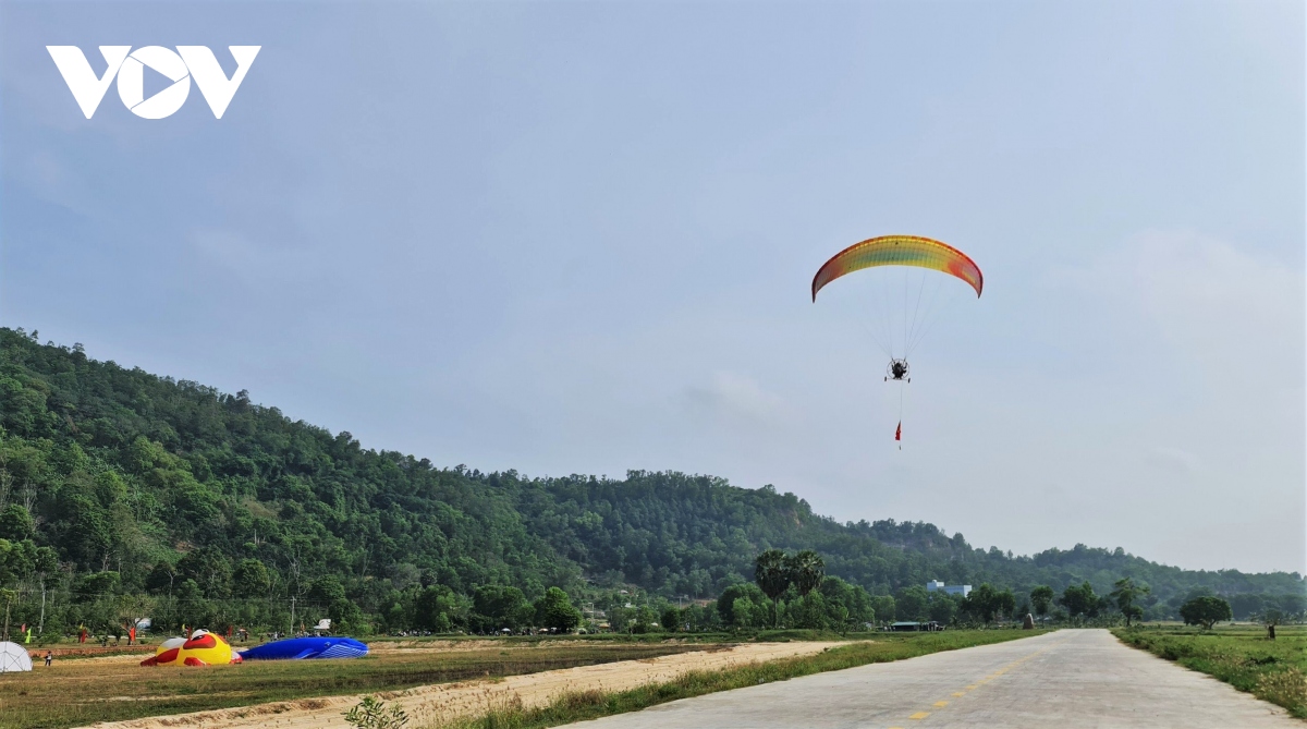 an giang to chuc nhieu hoat dong van hoa, nghe thuat phuc vu du khach dip 30 4 hinh anh 1