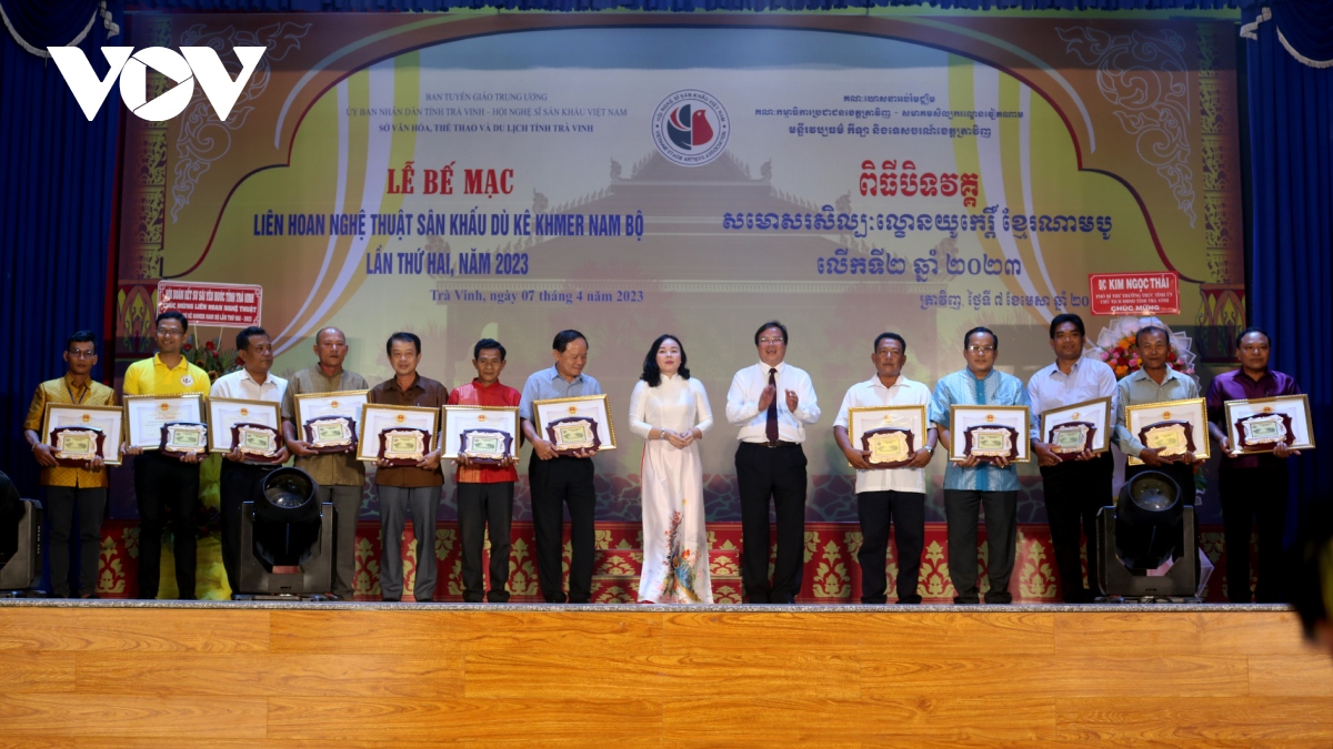 be mac lien hoan nghe thuat san khau du ke khmer nam bo lan 2 nam 2023 hinh anh 3 be mac lien hoan nghe thuat san khau du ke khmer nam bo lan 2 nam 2023 hinh anh 3