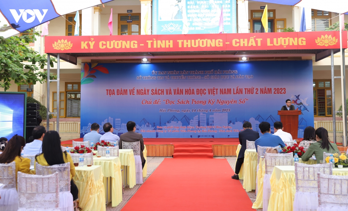 phat trien va lan toa van hoa doc trong thoi dai so hinh anh 1