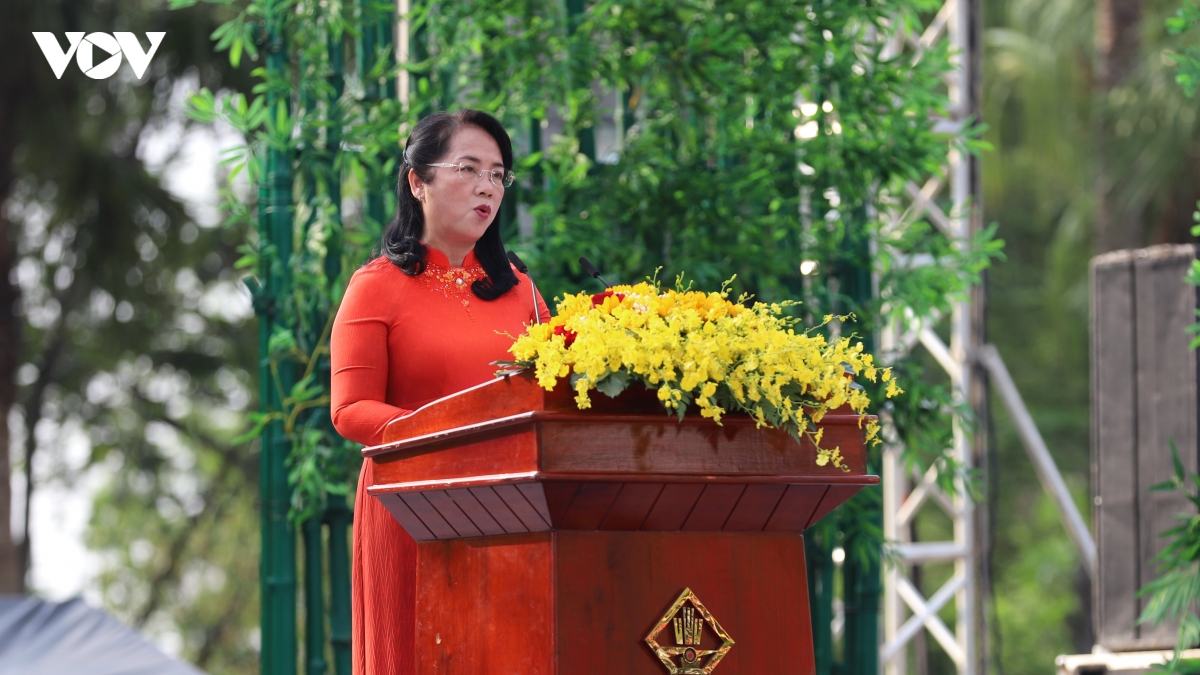 tp.hcm to chuc trang trong le gio to hung vuong hinh anh 4
