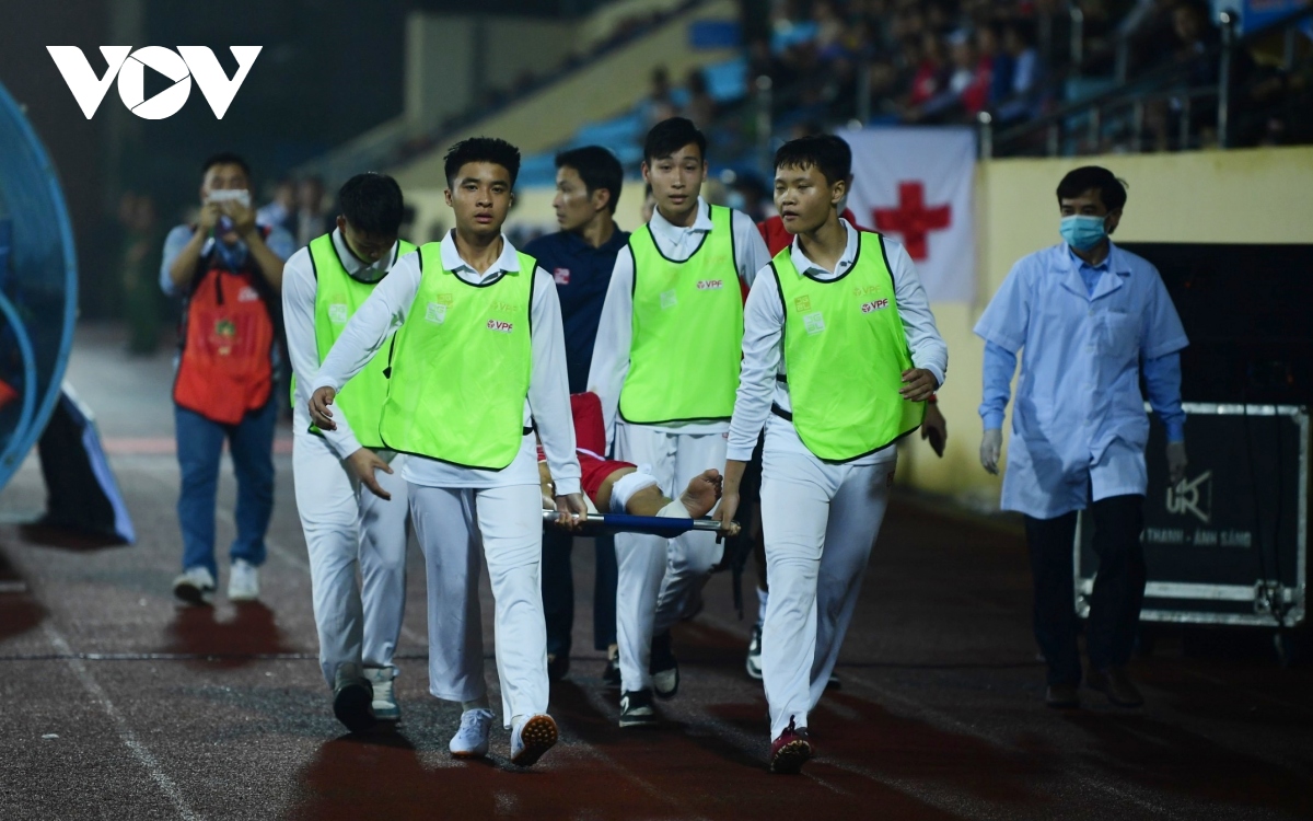 luong xuan truong hoa toi do trong tran dau ra mat hai phong hinh anh 3