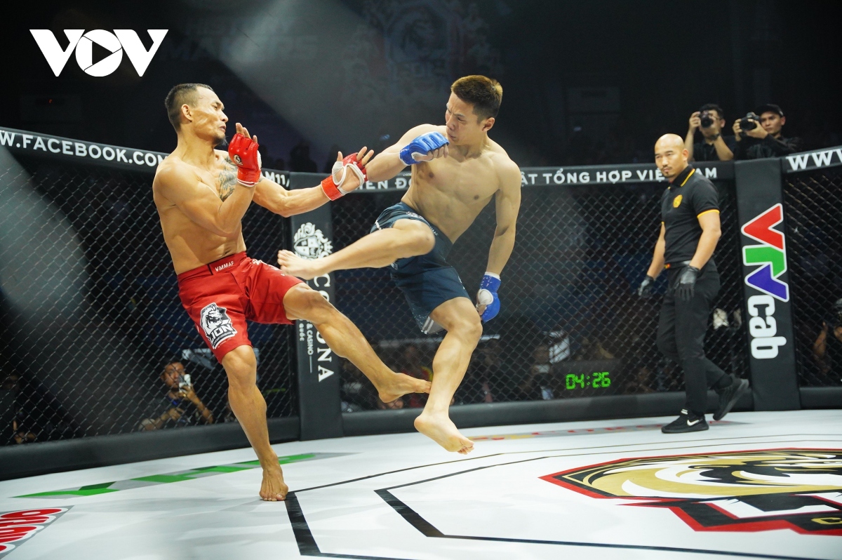 mma lion championship 2023 hoc tro johnny tri nguyen ha k.o rong trung hoa ly tieu long hinh anh 8