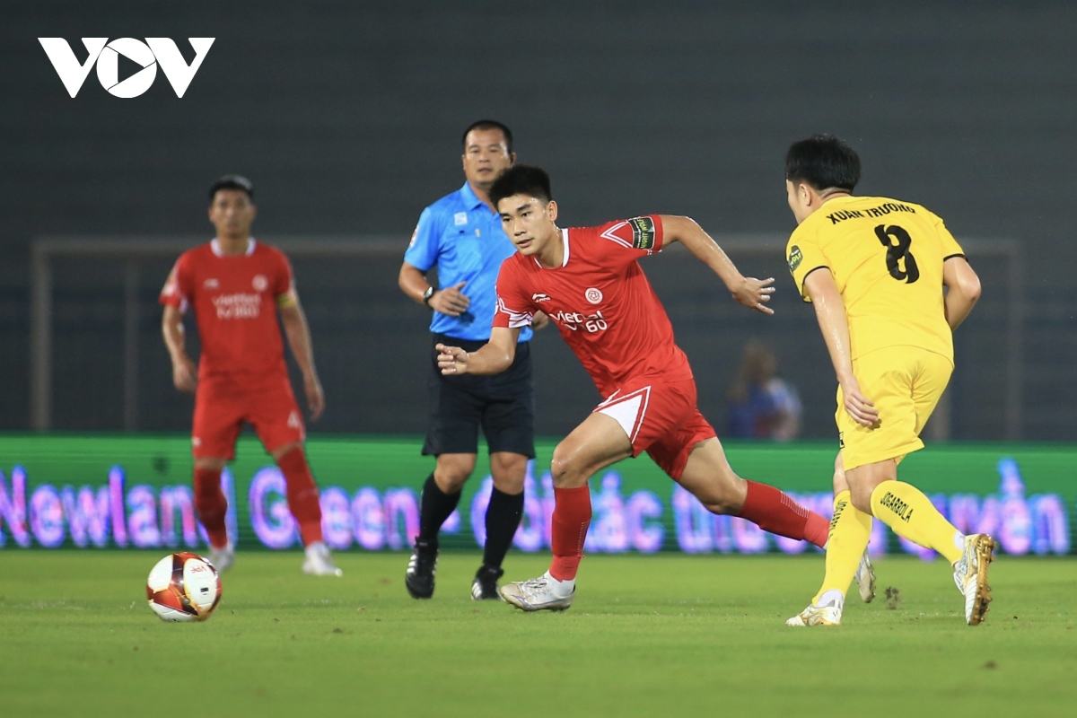 ket qua v-league 2023 thanh hoa chiem ngoi dau bang tu tay ha noi fc hinh anh 4