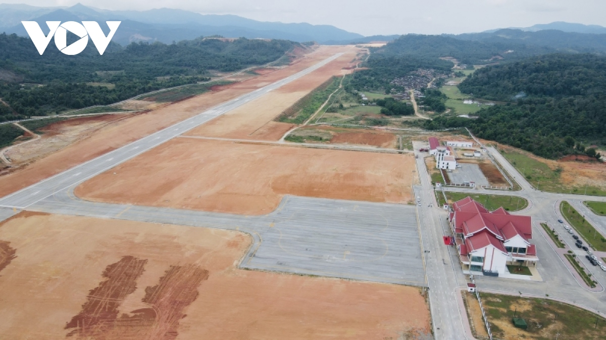 Lào khánh thành và đưa vào sử dụng sân bay Nongkhang