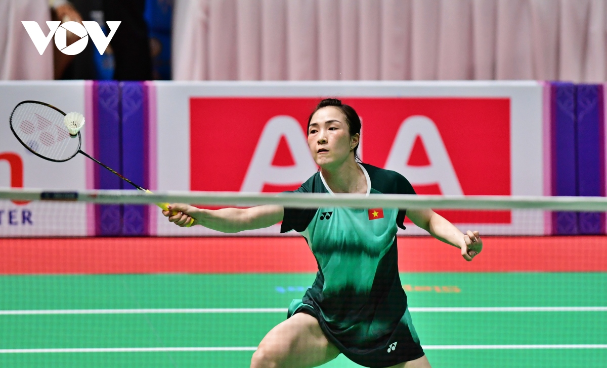 vu thi trang thua day tiec nuoi truoc doi thu singapore o sea games 32 hinh anh 1