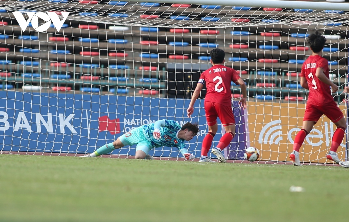 u22 viet nam 3-1 u22 myanmar tran dau de doi cua ho van cuong hinh anh 11