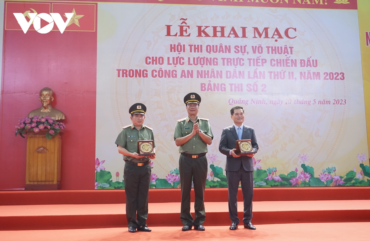 man nhan voi cac man trinh dien tai hoi thi quan su, vo thuat trong cand lan ii hinh anh 2