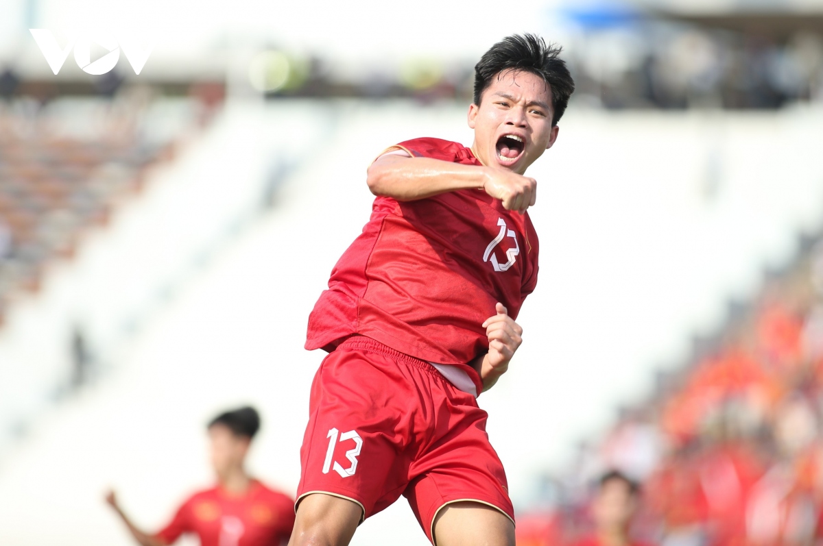 u22 viet nam 3-1 u22 myanmar tran dau de doi cua ho van cuong hinh anh 5