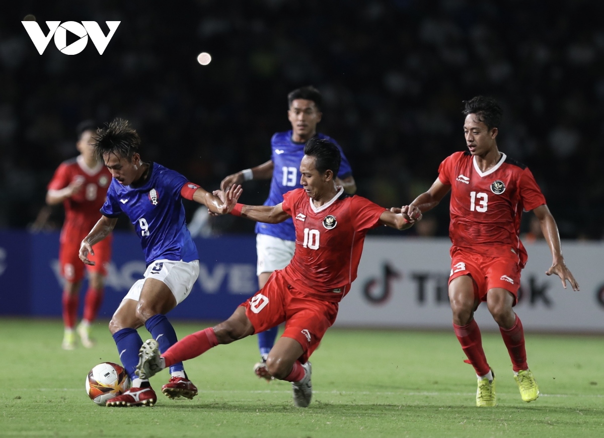 beckham ghi ban, u22 indonesia tien u22 campuchia roi sea games 32 hinh anh 2