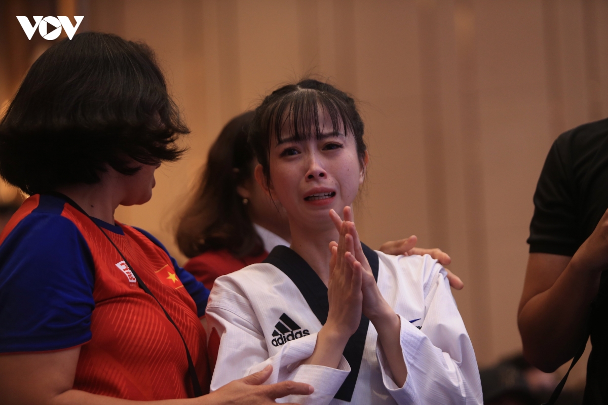  hot girl teakwondo bat khoc khi gianh hcv kich tinh o sea games 32 hinh anh 1