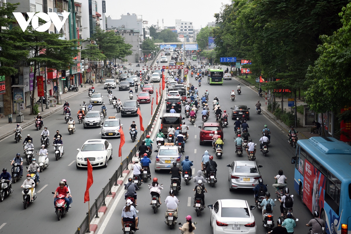 giao thong ha noi thong thoang trong ngay lam viec dau tien sau ky nghi le hinh anh 11