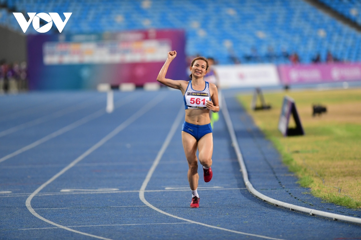 nguyen thi oanh lam nen hat-trick hcv phi thuong tai sea games 32 hinh anh 5