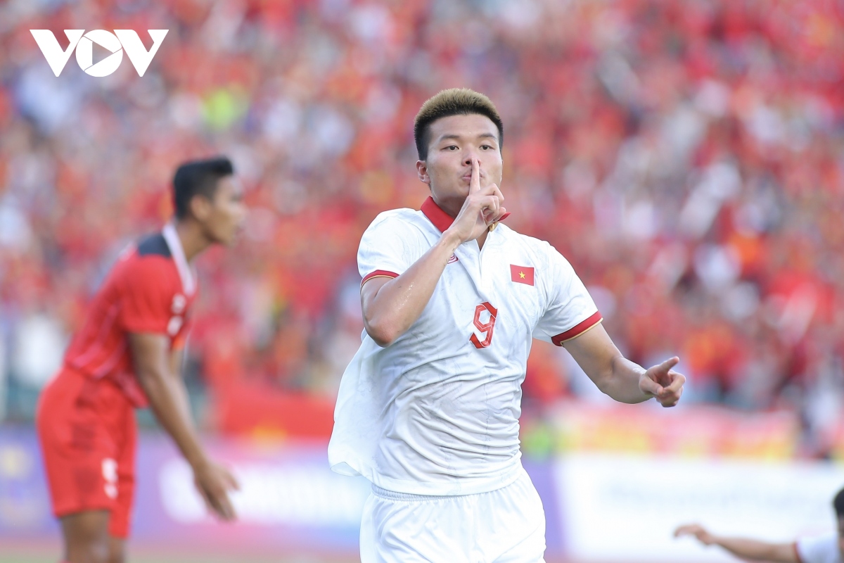 u22 viet nam thua 2-3 truoc 10 nguoi cua u22 indonesia o ban ket sea games 32 hinh anh 16