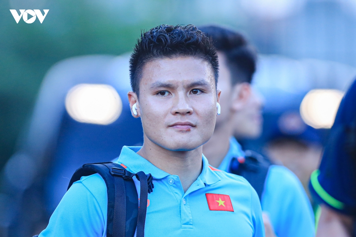 dan sao Dt viet nam ngat ngay truoc tinh cam cua cDv tai chao lua thien truong hinh anh 7