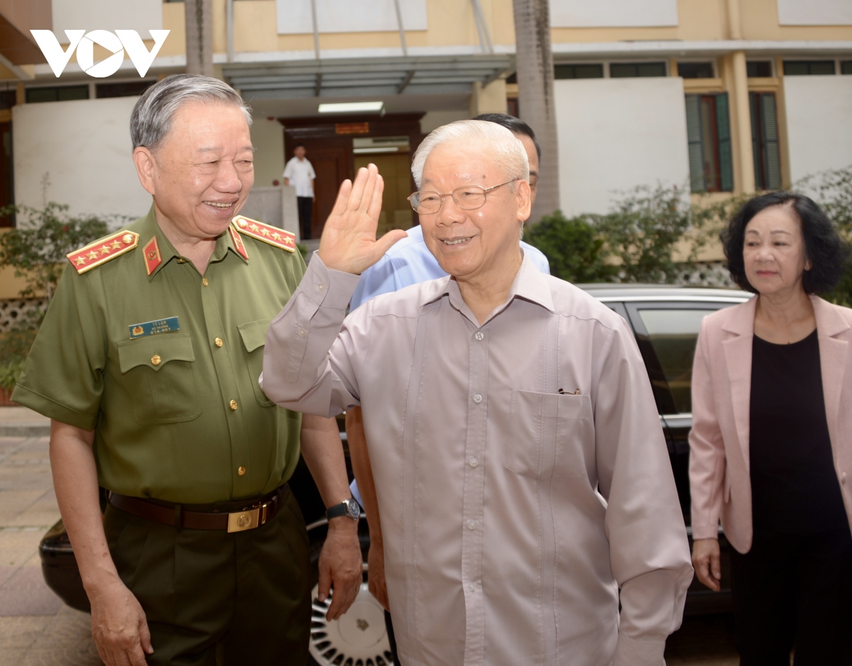 Tổng Bí thư dự, chỉ đạo Hội nghị Đảng uỷ Công an Trung ương 6 tháng đầu năm