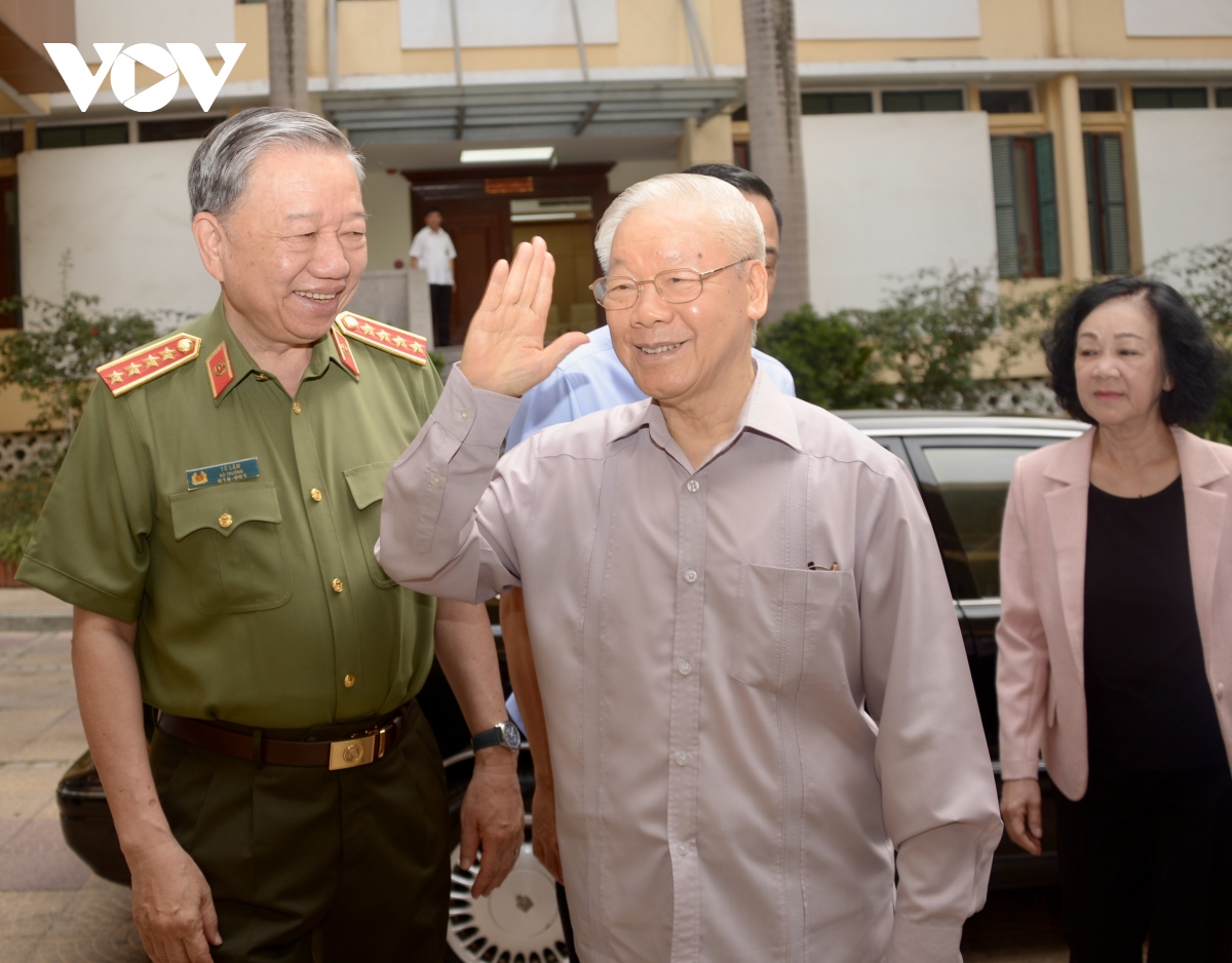 tổng bí thư dự, chỉ đạo hội nghị Đảng uỷ công an trung ương 6 tháng đầu năm hình ảnh 1 tong bi thu du, chi dao hoi nghi Dang uy cong an trung uong 6 thang dau nam hinh anh 1
