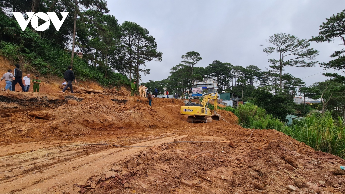 sat lo trong luc thi cong deo prenn Da lat nan nhan con lai da tu vong hinh anh 1