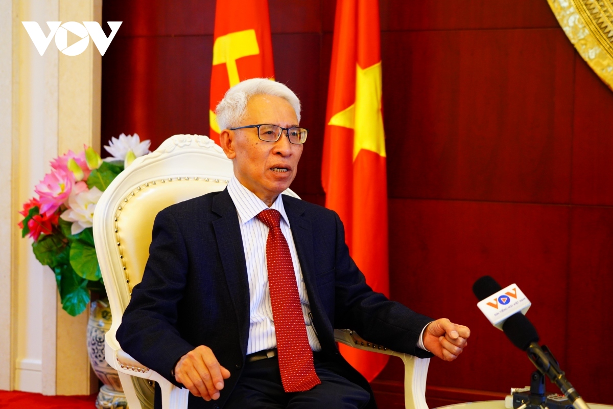 ambassador confident of stronger partnership between vietnam and china picture 2