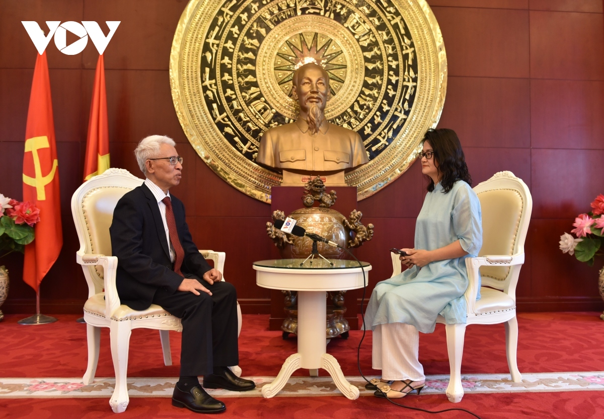 ambassador confident of stronger partnership between vietnam and china picture 1