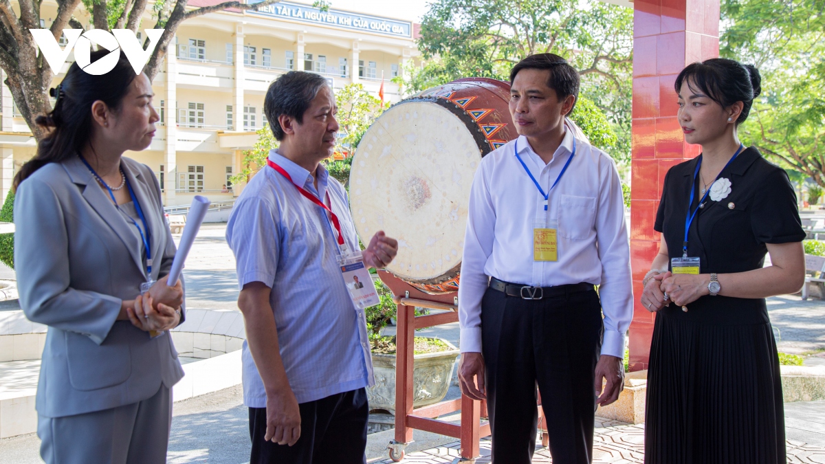 Bộ GDĐT kiểm tra công tác coi thi THPT Quốc gia 2023 tại Quảng Ninh