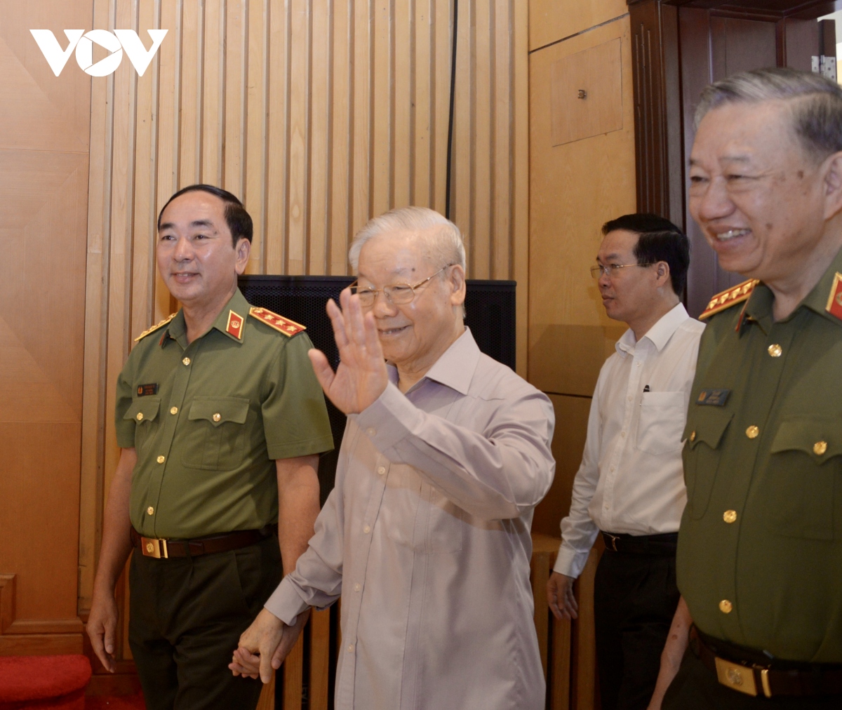 tong bi thu du, chi dao hoi nghi Dang uy cong an trung uong 6 thang dau nam hinh anh 3