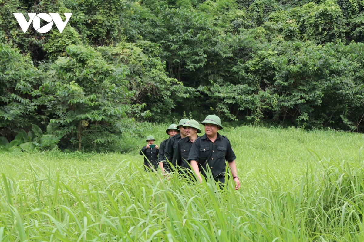 nhung nguoi giu rung Dong bac hinh anh 4