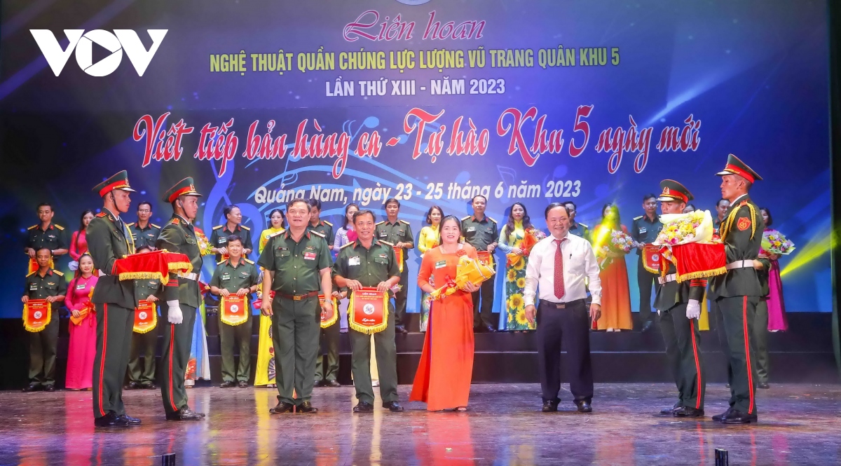 lien hoan nghe thuat quan chung luc luong vu trang quan khu 5 nam 2023 hinh anh 2