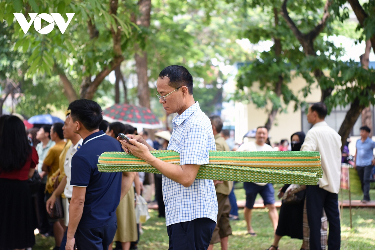 tram kieu phu huynh phuc vu si tu an, ngu, nghi sau buoi thi chuyen su pham hinh anh 10