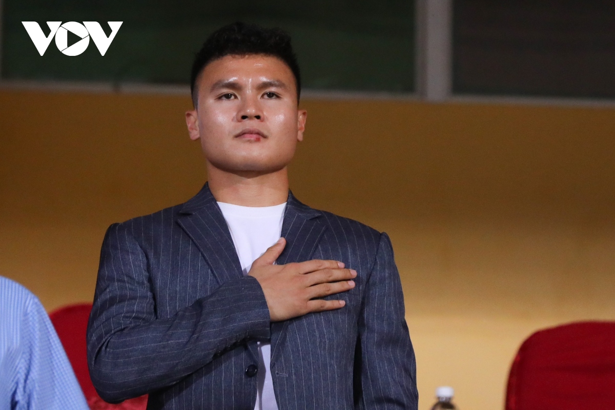 cong an ha noi len ngoi dau bang v-league 2023 trong ngay quang hai ra mat cDv hinh anh 6