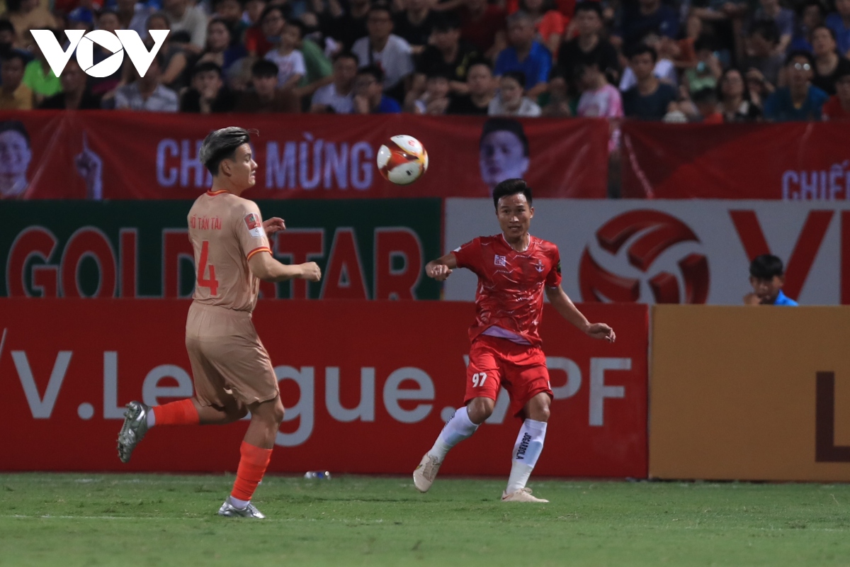 ket qua v-league 2023 cahn chinh thuc mat ngoi dau bang sau tran thua hai phong fc hinh anh 11