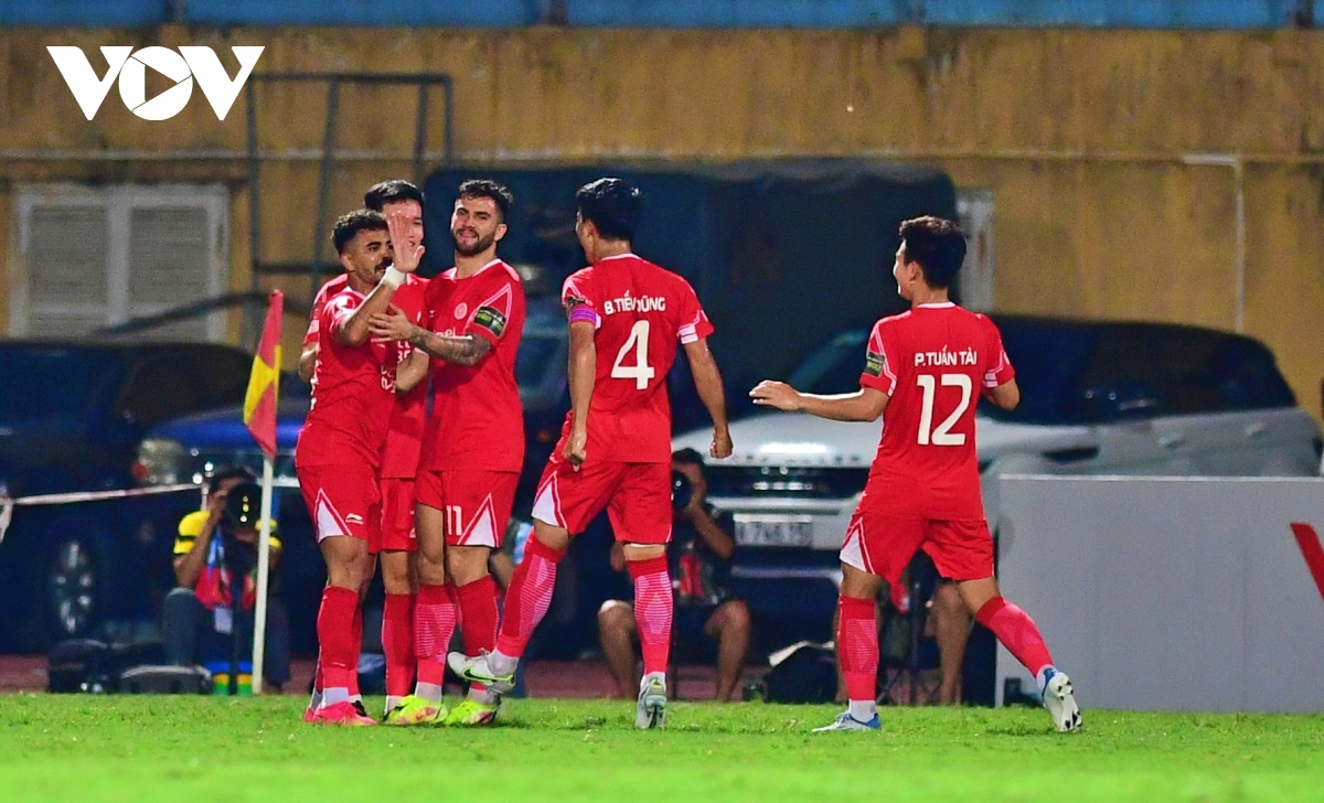 Duc chien di vao lich su v-league trong ngay viettel fc thang 4-0 ha tinh hinh anh 8