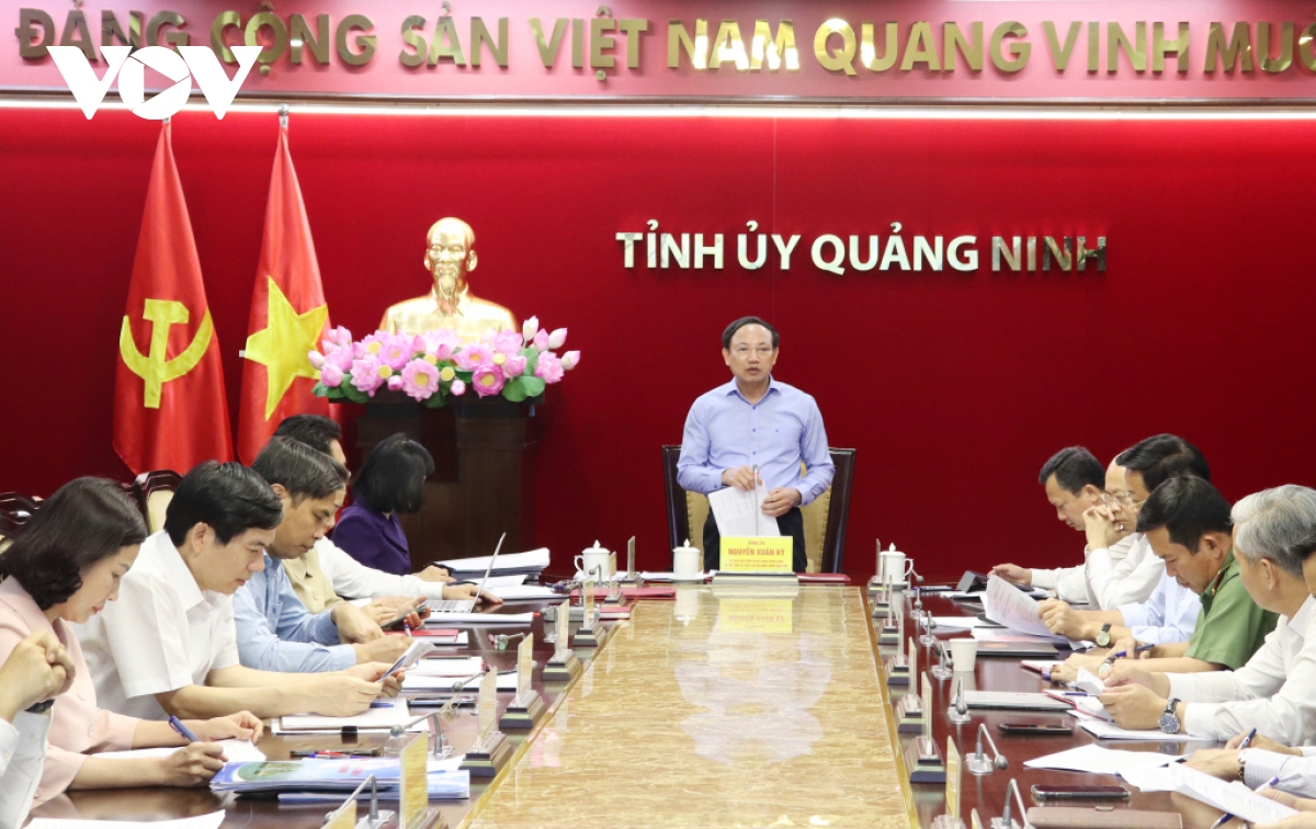 Phó Trưởng ban Dân vận huyện uỷ Vân Đồn bị cách tất cả chức vụ trong Đảng