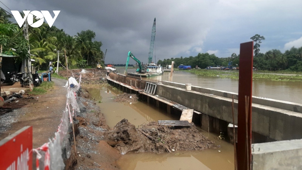 Tiền Giang đầu tư gần 80 tỷ đồng xây kè chống sạt lở tại các “điểm nóng” ven sông