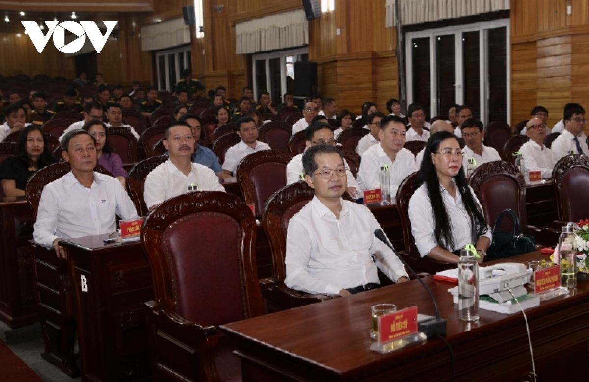 vov gop phan phan anh sau dam, to dep hinh anh bo doi cu ho hinh anh 4