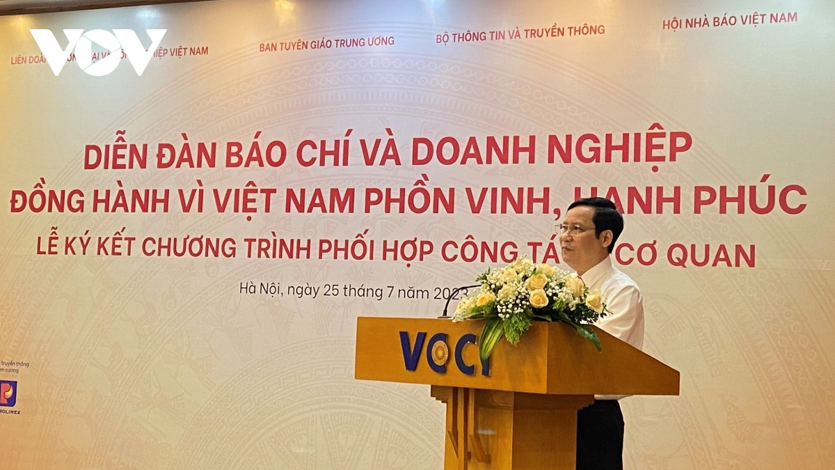 Dong hanh giua bao chi va doanh nghiep vi su phon vinh cua dat nuoc hinh anh 1