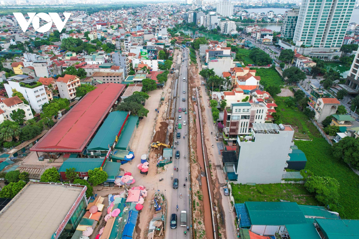 can canh de nghi tam nut toac, thi cong cham tien do bat chap mua mua lu ve hinh anh 19