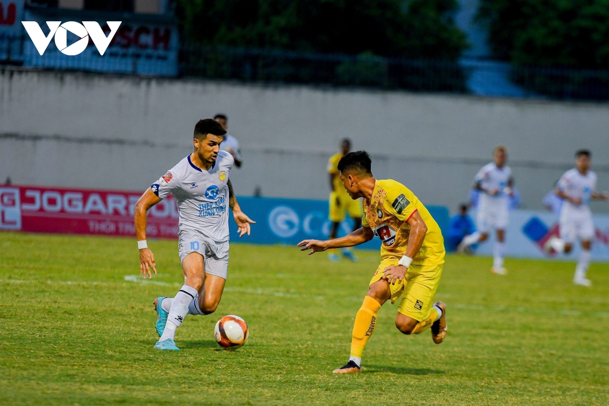 ket qua vong 1 giai doan 2 v-league 2023 nam Dinh ha dep thanh hoa hinh anh 13
