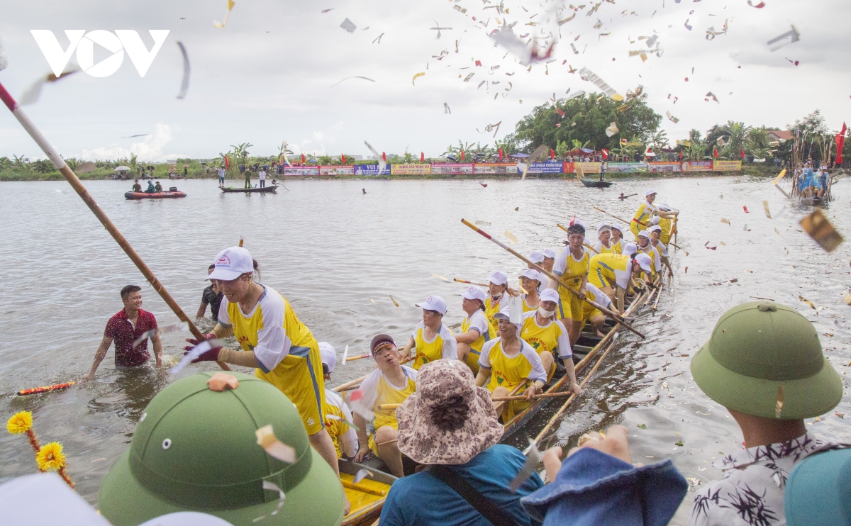 mien cua bien quang ninh to chuc le hoi xuong dong 2023 hinh anh 15