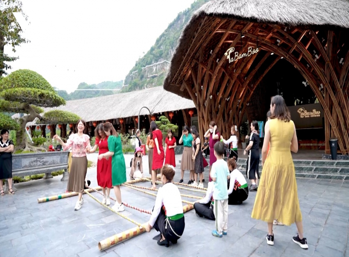 moc chau phat trien du lich sinh thai gan voi bao ton van hoa truyen thong hinh anh 3 moc chau phat trien du lich sinh thai gan voi bao ton van hoa truyen thong hinh anh 3