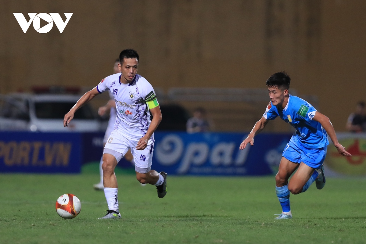 tuan hai toa sang giup ha noi fc tam chiem ngoi dau v-league 2023 hinh anh 2