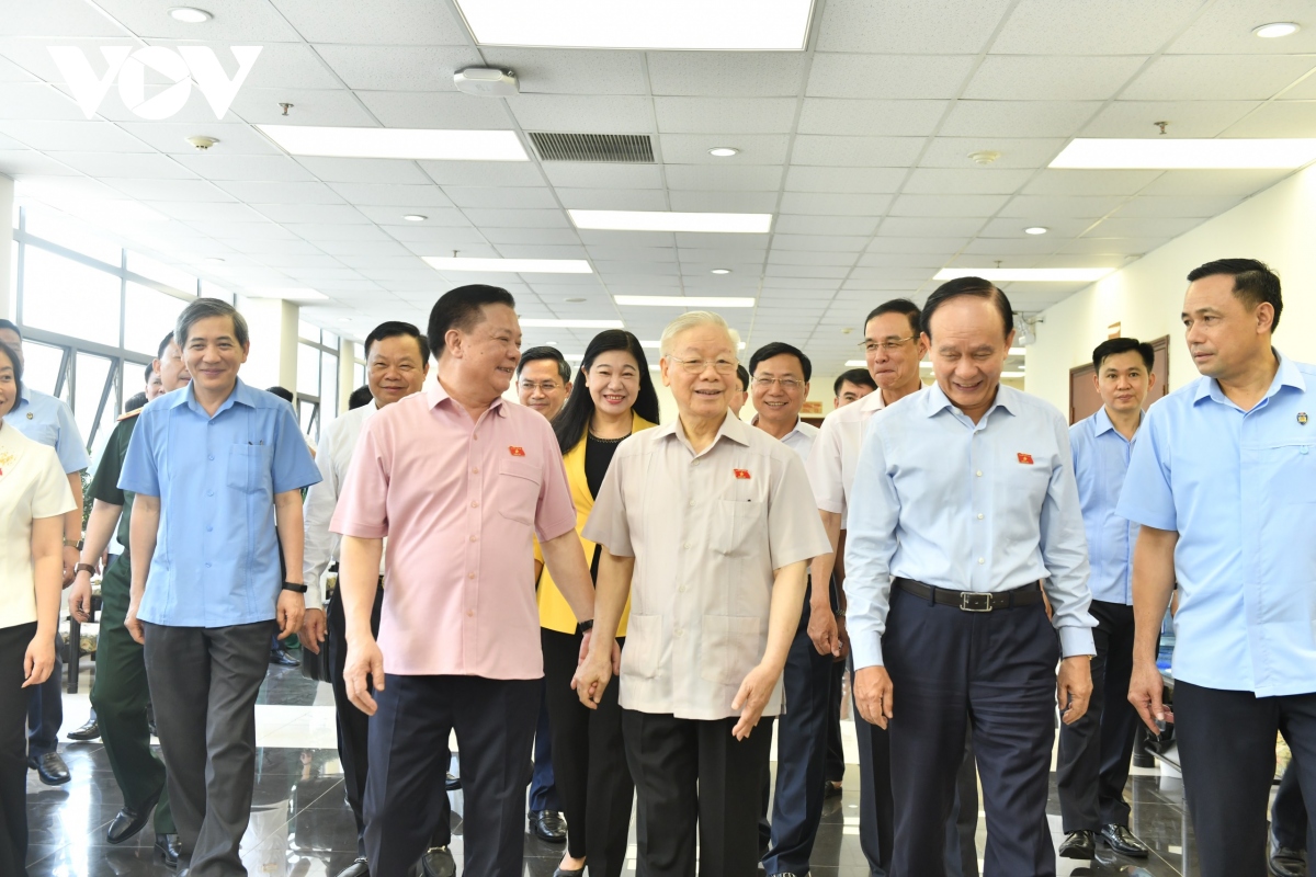 tong bi thu nguyen phu trong tiep xuc cu tri sau ky hop thu 5 quoc hoi khoa xv hinh anh 1 tong bi thu nguyen phu trong tiep xuc cu tri sau ky hop thu 5 quoc hoi khoa xv hinh anh 1