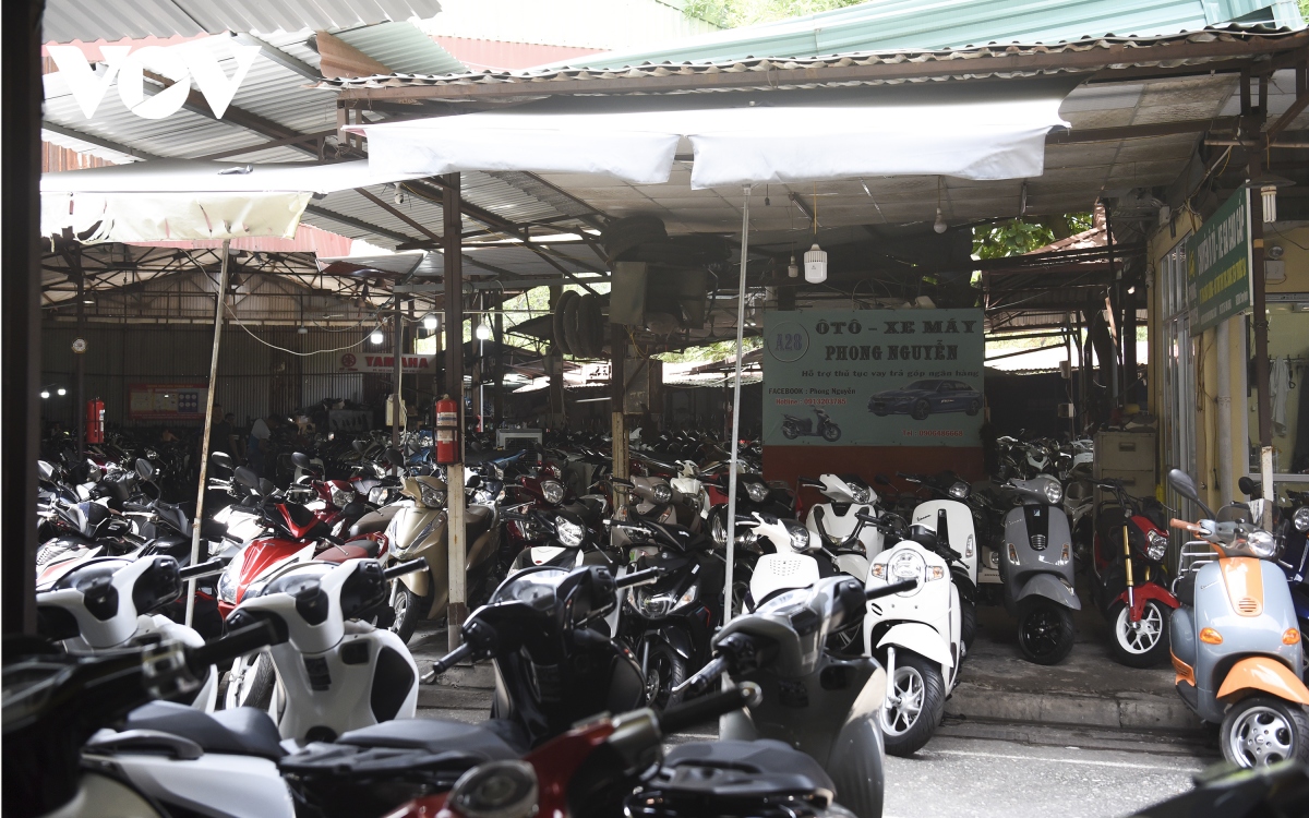 Chợ xe máy cũ ở Hà Nội đìu hiu sau 10 ngày quy định biển số định danh