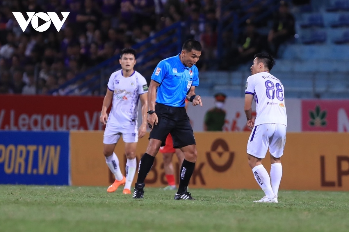 gustavo gieo sau cho ha noi fc, clb cong an ha noi tro lai ngoi dau v-league hinh anh 13