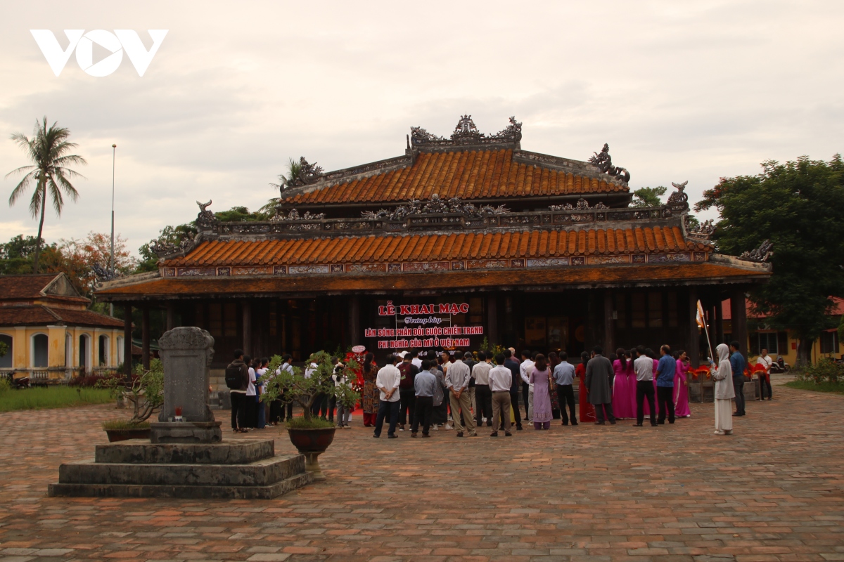 triển lãm làn sóng phản đối cuộc chiến tranh phi nghĩa của mỹ ở việt nam hình ảnh 1 trien lam lan song phan doi cuoc chien tranh phi nghia cua my o viet nam hinh anh 1