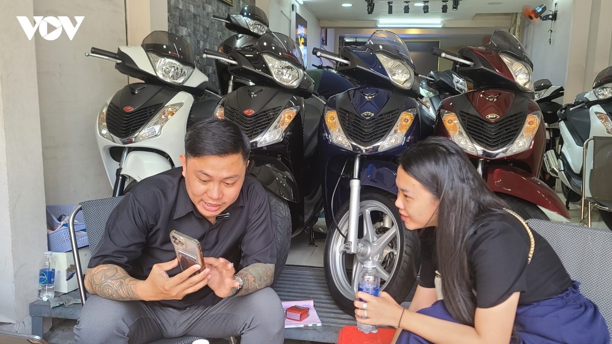 cua hang xe may cu vang khach tu khi thong tu 24 co hieu luc hinh anh 2