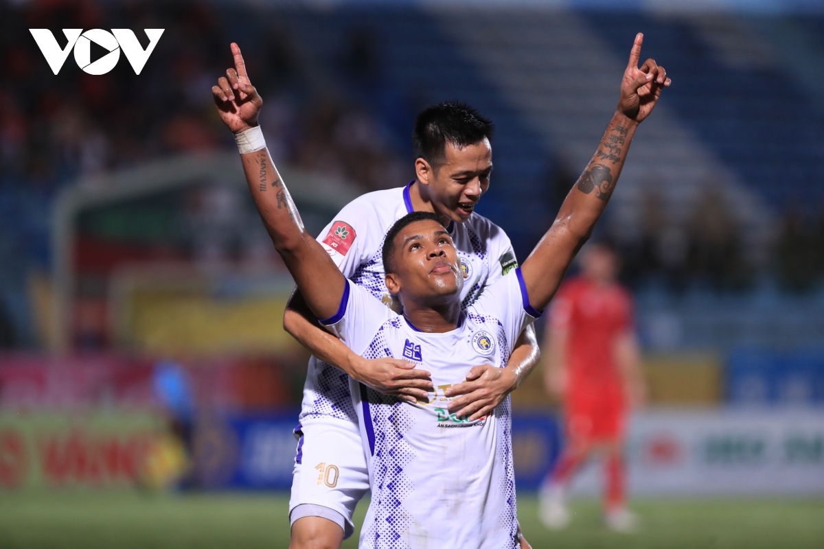 Đội hình tiêu biểu vòng 4 giai đoạn 2 V-League 2023: Đẳng cấp ngoại binh Hà Nội FC