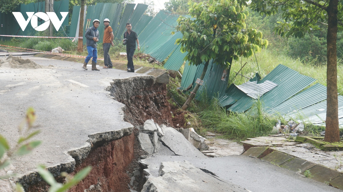 Duong ho chi minh sut 3m, Dak nong tiep tuc di doi gan tram ho dan hinh anh 5