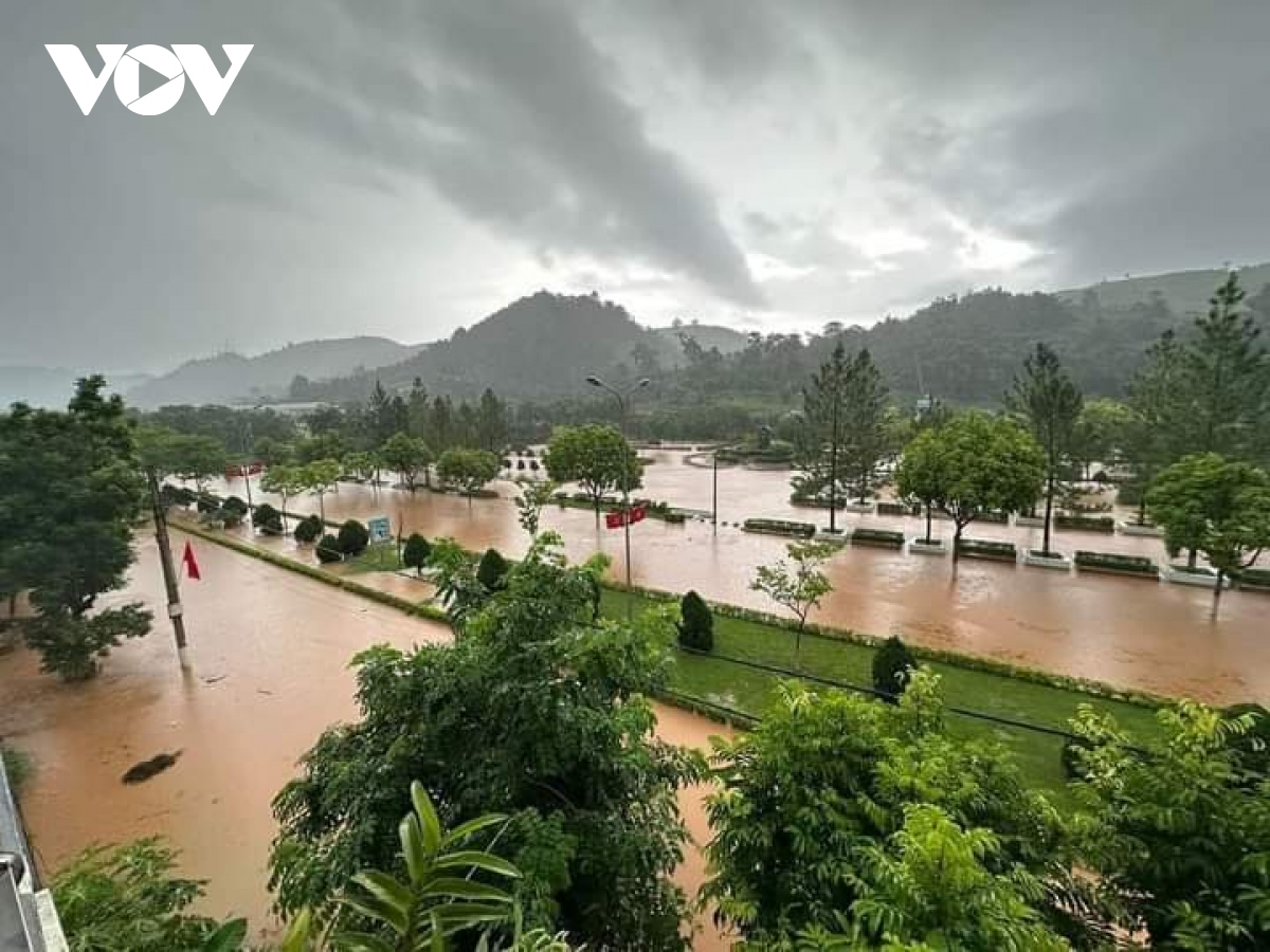 mua lon gay ngap ung o nhieu noi tai son la hinh anh 2