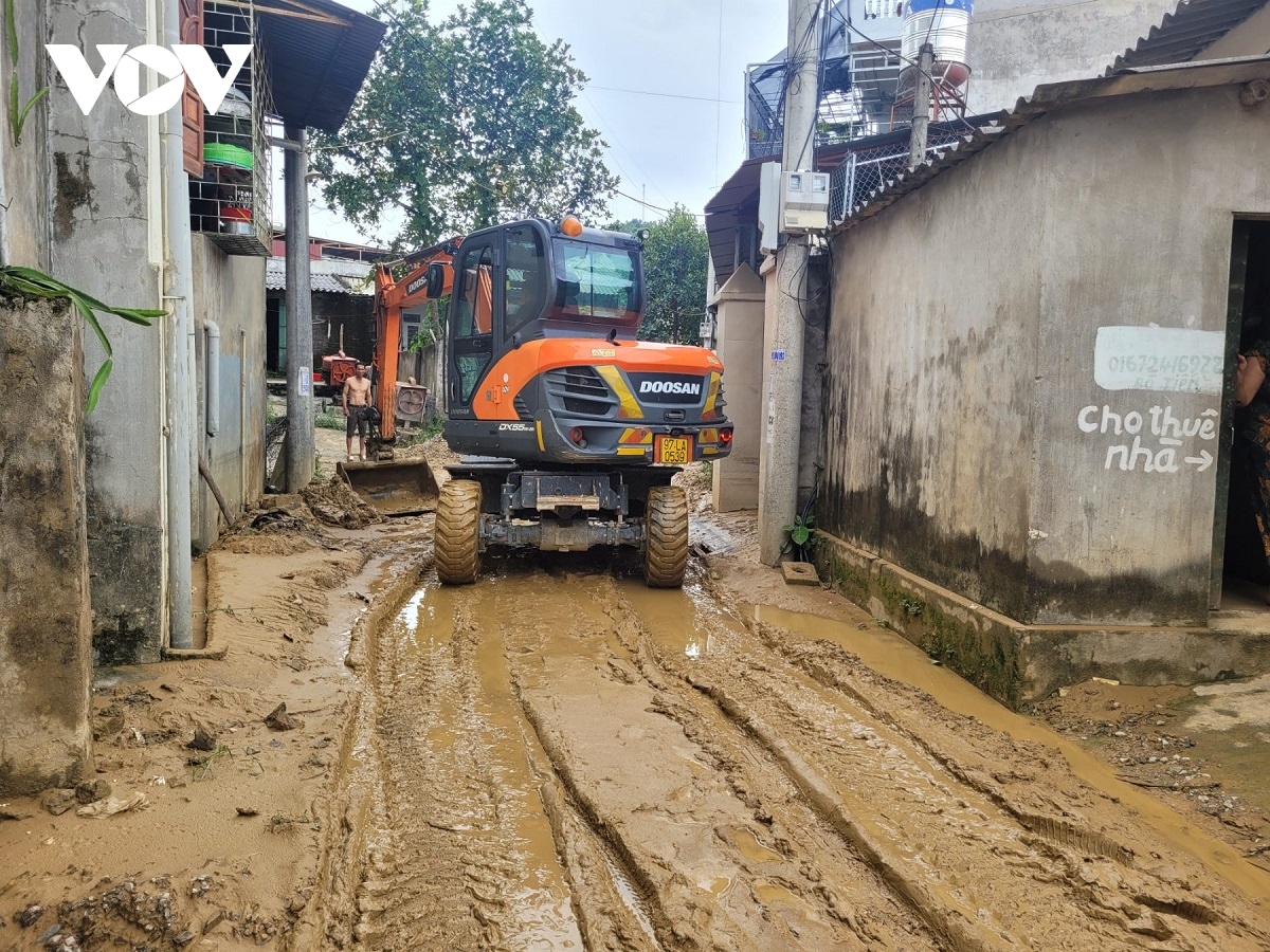 cong trinh i ach, nguoi dan bac kan khon don vi ngap ung hinh anh 5