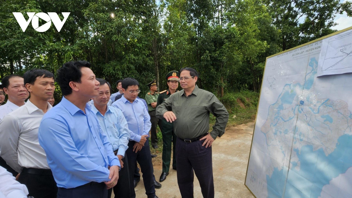 thu tuong pham minh chinh tham, lam viec tai kon tum hinh anh 6